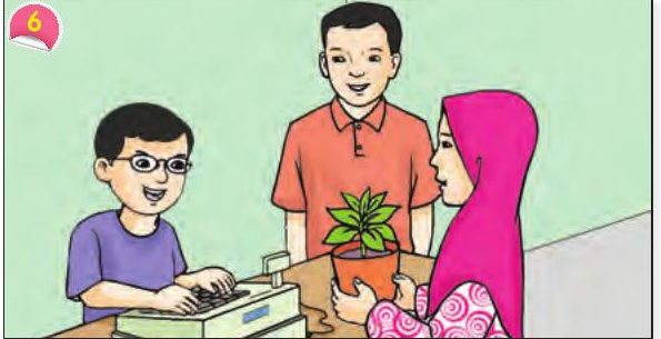 Hasan menekan mesin tunai di kaunter, seorang pelanggan memegang pasu pokok kecil dan seorang lelaki tersenyum