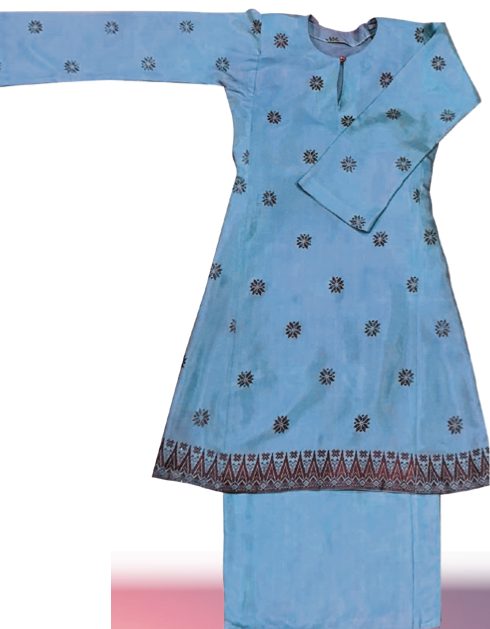 Baju kurung Pahang berwarna biru