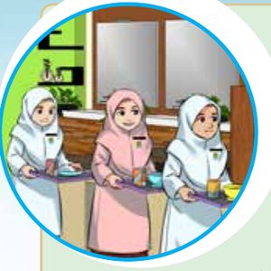 Tiga murid perempuan membawa dulang makanan di kantin