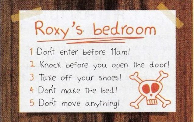Handwritten sign called Roxy's bedroom with five rules: don't enter before 11am, knock before you open the door, take off your shoes, don't make the bed, don't move anything