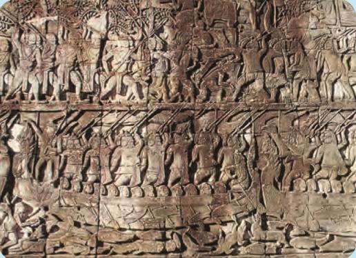 Ukiran timbul kapal perang kerajaan Angkor pada dinding Angkor Wat