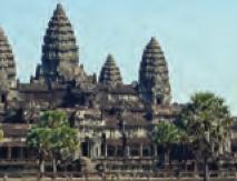 Angkor Wat dengan menara-menara candi