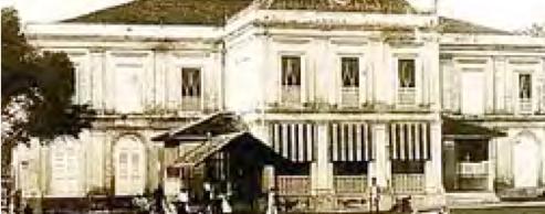 Istana Maziah, Terengganu, bangunan istana lama